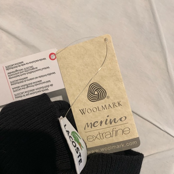 merino wool turtle neck black sweater Lacoste - Picture 5 of 7